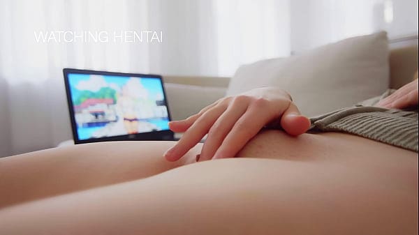 Cuming and SQUIRTING while watching HENTAI on my laptop – Closeup