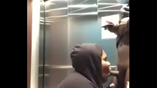 QUCKIE INSIDE THE ELEVATOR