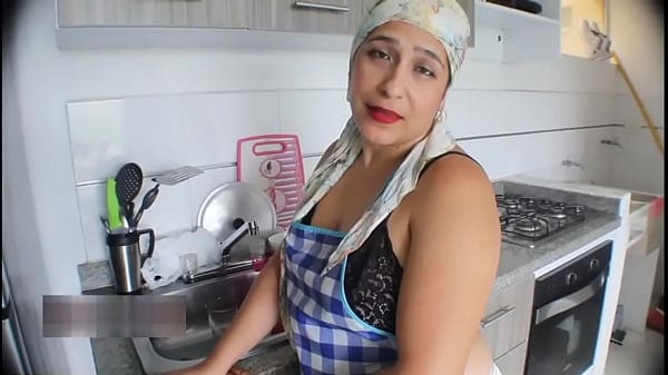Que rica esta mi sirvienta me la follo con tal de darle un buen puntaje y no la echen de su trabajo – Porno En Español
