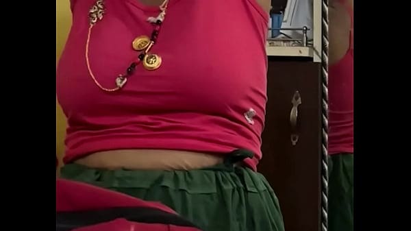 Telugu big boobs aunty
