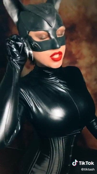 TikTok Catwoman