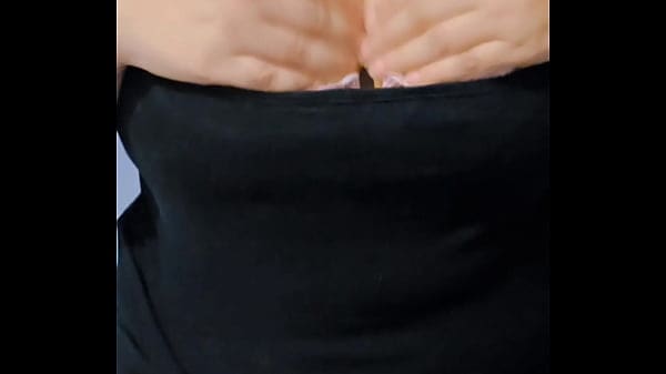 Bouncing big boobs