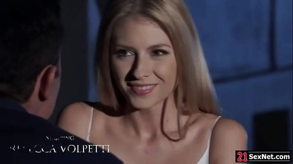 Cant believe the chick i dated lets me fuck her in the ass