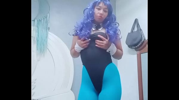 Dana barzagli en outfit de bulma dbz