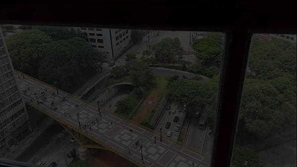 Essa noiva de grelo grande adora trepar com homens fora do relacionamento