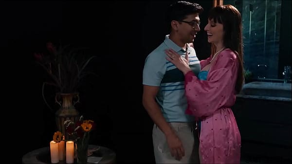 OMG stepmom, I’m gonna cum in my pants!