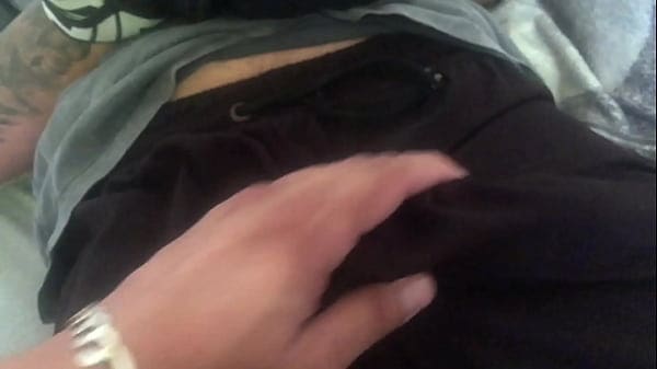 Secuestre a mi amigo hetero, el que tiene 5 novias. Al final la tortura se volvió placer y saco toda su leche? porno latino en español