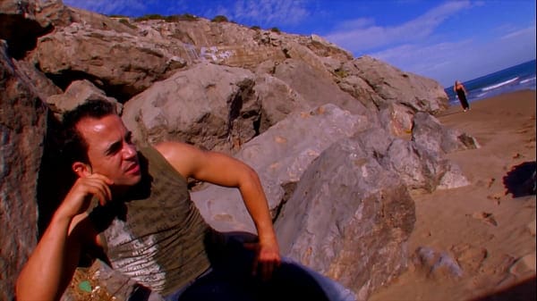 David El Moreno & Didi Valendrey Fucks in outdoor