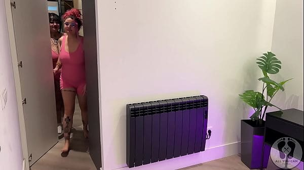 GG HUGE BOOBS JUMPING TITS BELLY FETISH ASS SHAKING PREVIEW