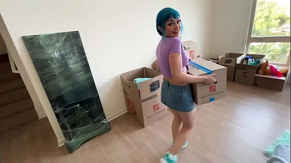 MOVE IN SPECIAL