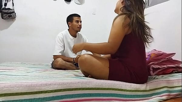 Pareja enamorada teniendo sexo duro amateur- Cum in Pussy- Porno en espanol