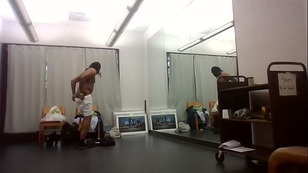Behind the scenes Art show dress change