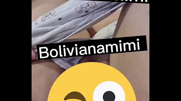 Mi conchita esta tan mojadita ahora … queriendo una buena verga  Quieres ver mejor??. link en el video